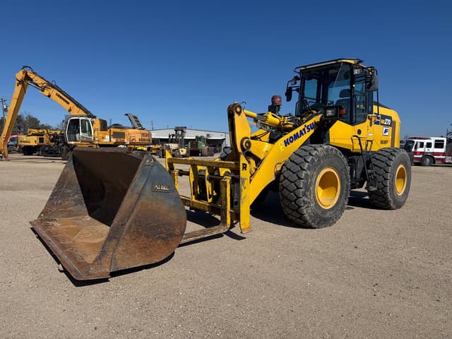 Image of Komatsu WA270 equipment image 1