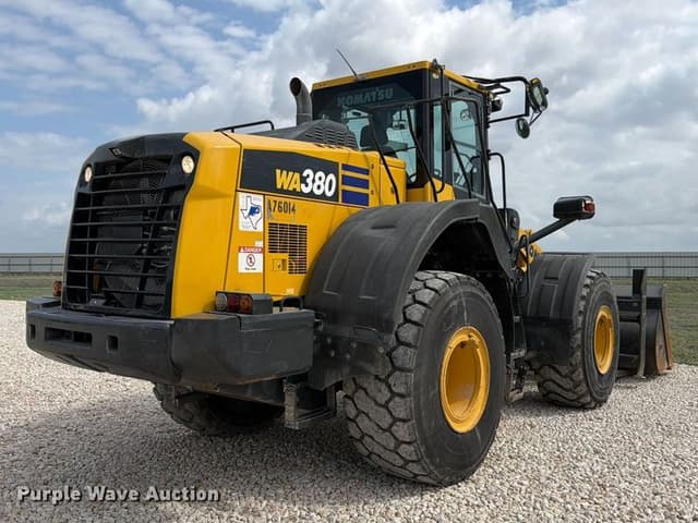 Image of Komatsu WA380-8 equipment image 4