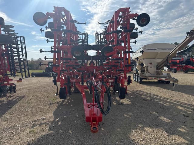 Image of Kuhn Krause 5635 equipment image 1