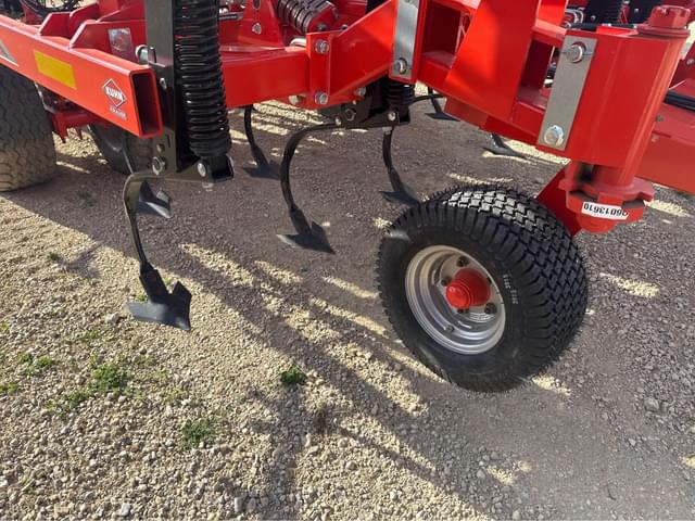 Image of Kuhn Krause 5635 equipment image 3