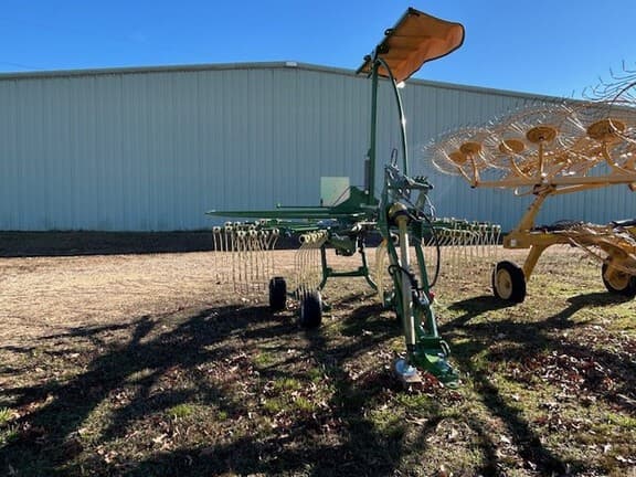 Image of Krone Swadro 42T equipment image 1