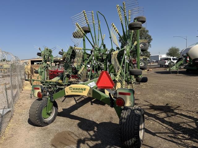 Image of Krone Swadro TC880 equipment image 1