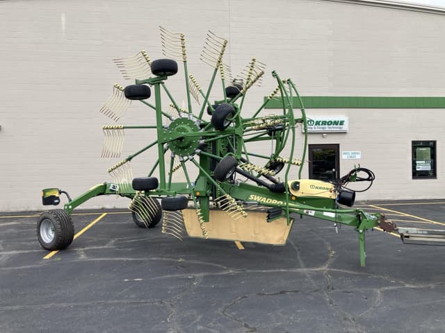Image of Krone Swadro TC880 equipment image 1