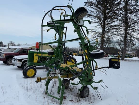 Image of Krone Vendro 680 equipment image 1