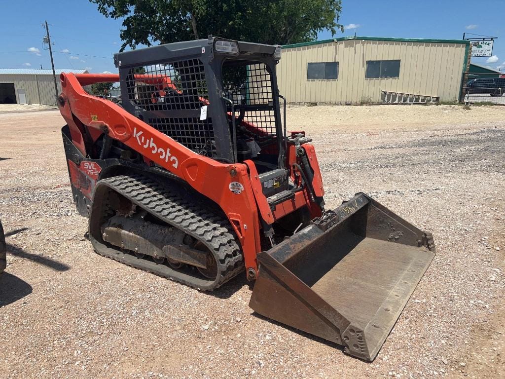 2023 Kubota SVL75-3 Equipment Image0