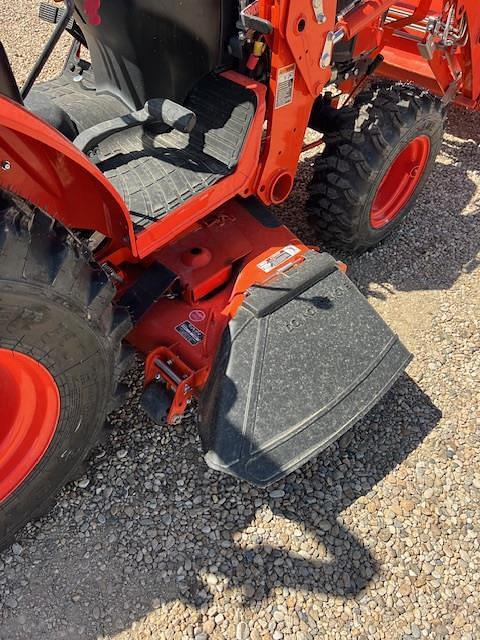 Image of Kubota B2301HSD equipment image 3