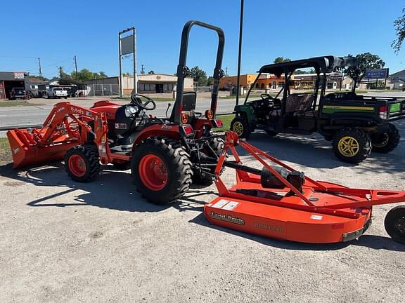 Image of Kubota B2401 equipment image 1