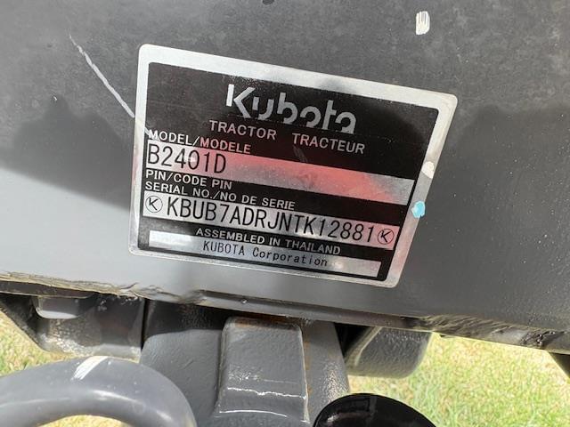 Image of Kubota B2401DT equipment image 4