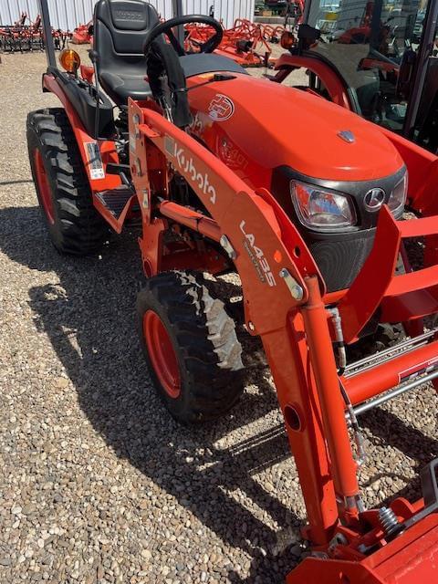 Image of Kubota B2401DT Primary image