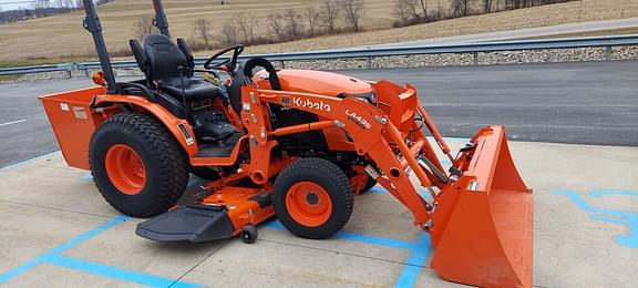 Image of Kubota B2601 equipment image 1