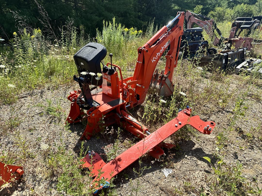 Image of Kubota BH77 Image 1