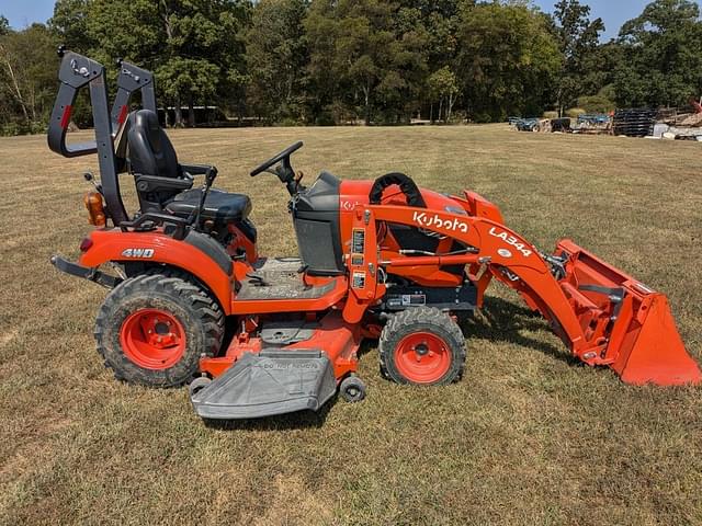 Image of Kubota BX2380 equipment image 2