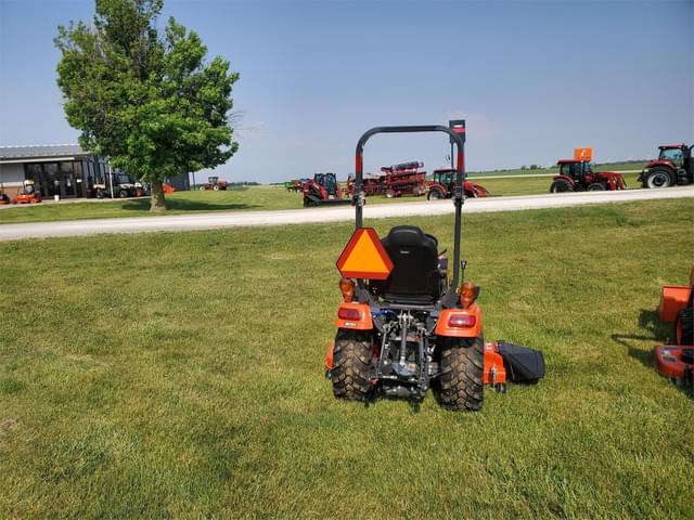 Image of Kubota BX2380 equipment image 3
