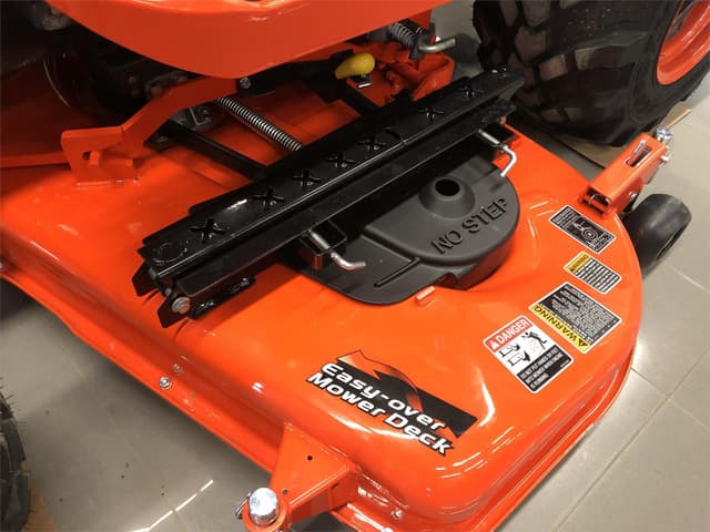 Image of Kubota BX2380 equipment image 2