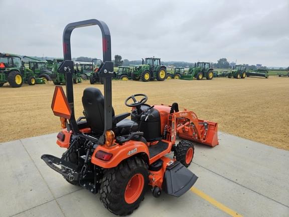 Image of Kubota BX2380 equipment image 4