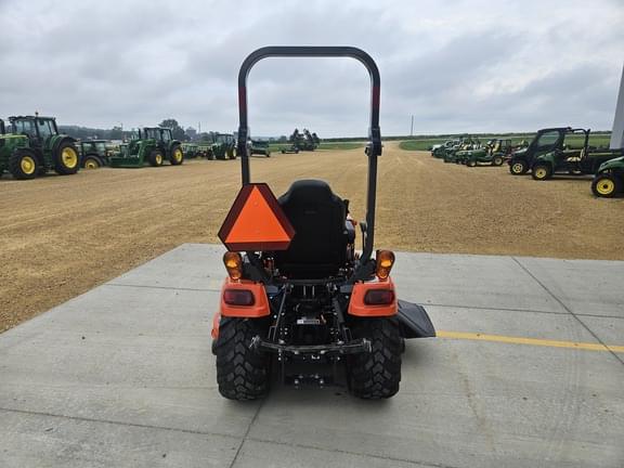 Image of Kubota BX2380 equipment image 3