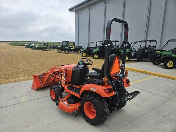Image of Kubota BX2380 equipment image 2