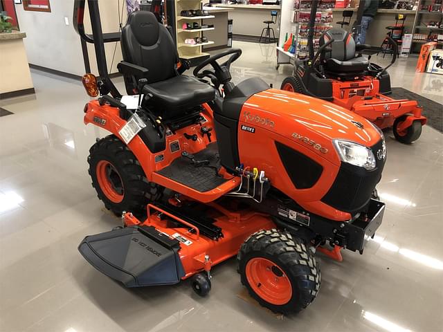 Image of Kubota BX2380 equipment image 3