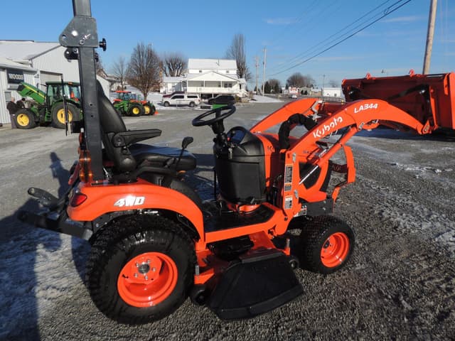 Image of Kubota BX2380 equipment image 3