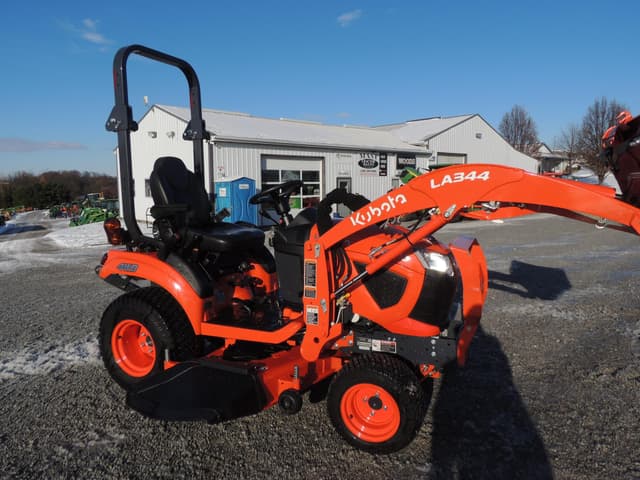 Image of Kubota BX2380 equipment image 2