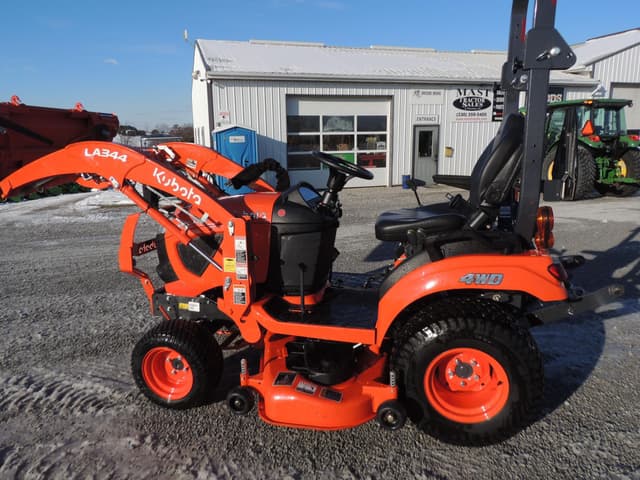 Image of Kubota BX2380 equipment image 1