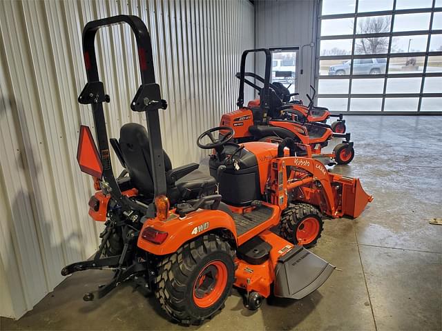Image of Kubota BX2380 equipment image 1