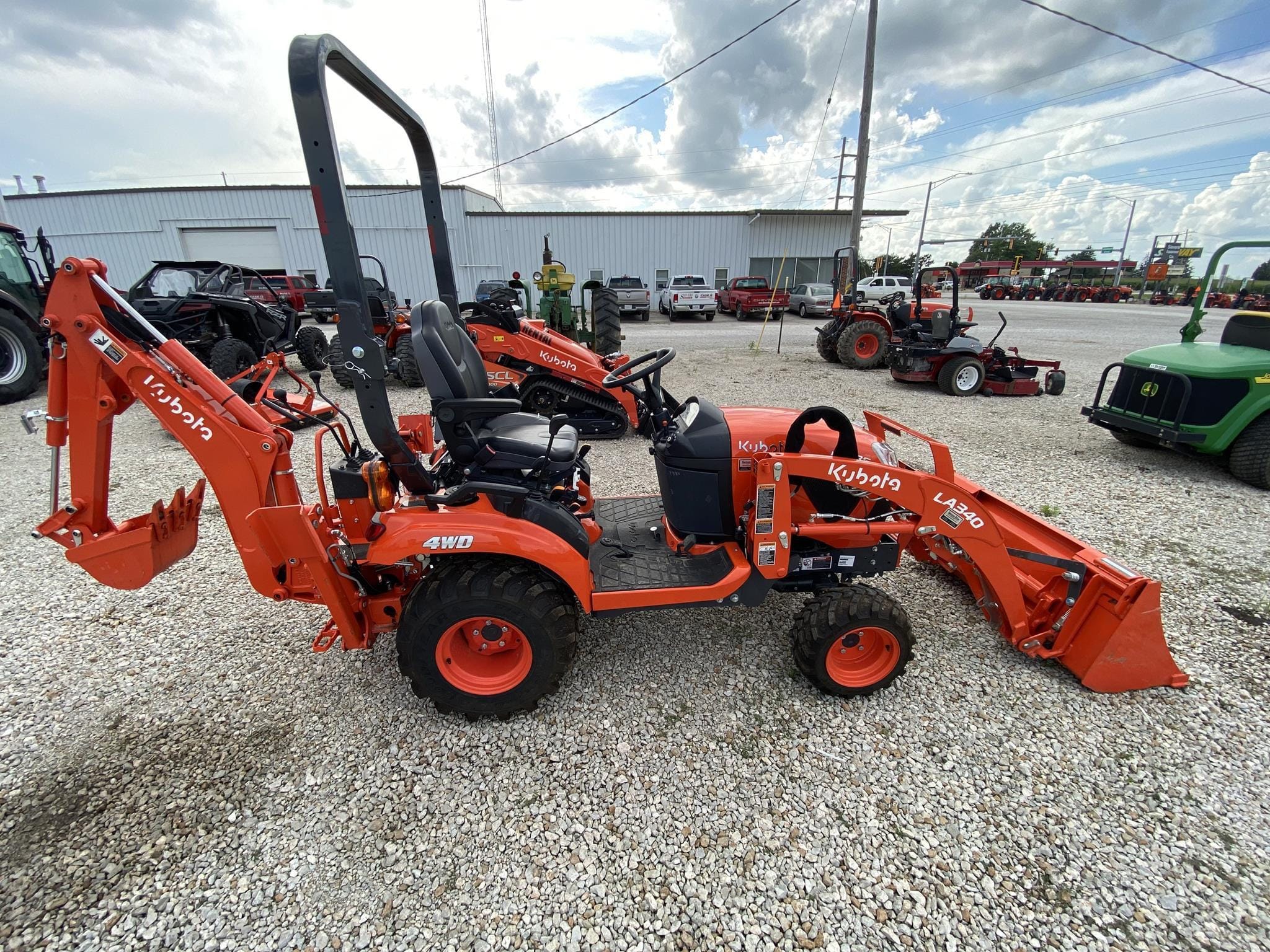 2023 Kubota BX23S Equipment Image0