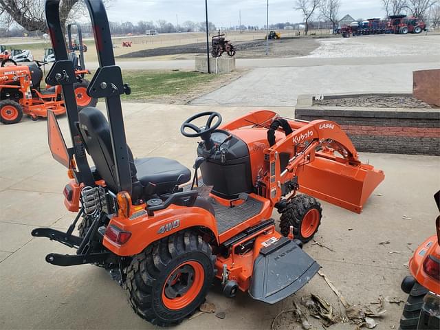 Image of Kubota BX2680 equipment image 4