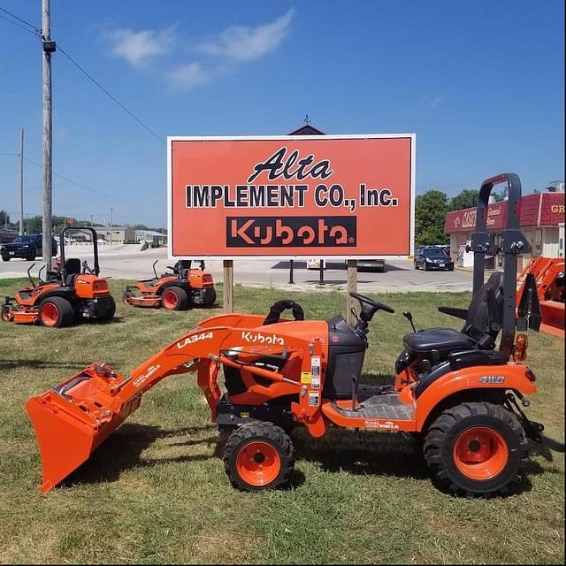 Image of Kubota BX2680 equipment image 2