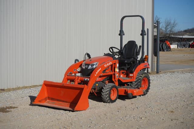 Image of Kubota BX2680 equipment image 2