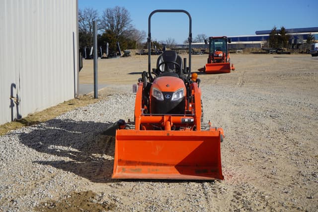 Image of Kubota BX2680 equipment image 3