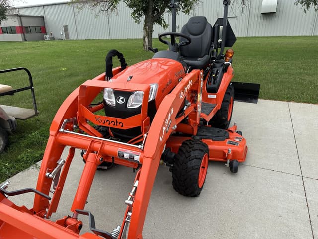 Image of Kubota BX2680 equipment image 3