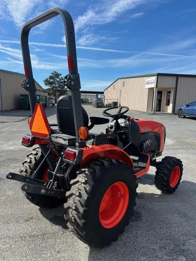 Image of Kubota B2301HSD equipment image 1