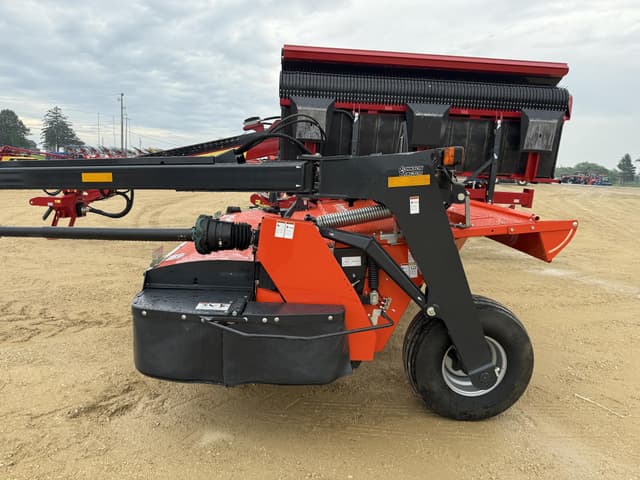 Image of Kubota DMC8032R equipment image 4