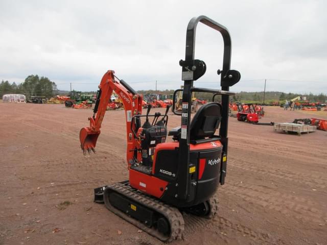 Image of Kubota K008-5 equipment image 2