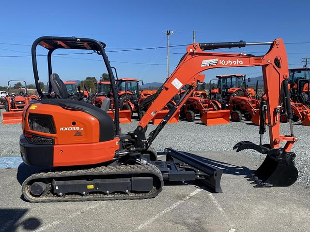 Image of Kubota KX033-4 equipment image 4