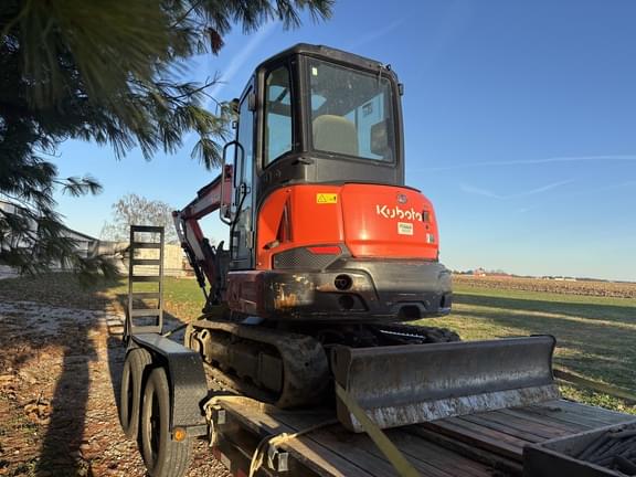 Image of Kubota KX033-4 equipment image 2