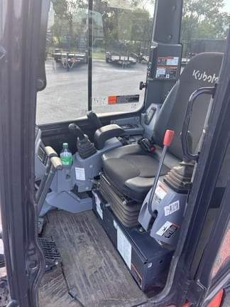 Image of Kubota KX033-4 equipment image 4