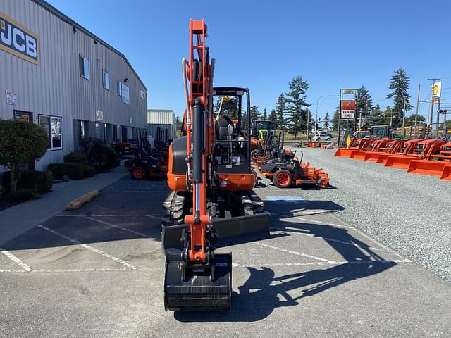 Image of Kubota KX040-4 equipment image 2