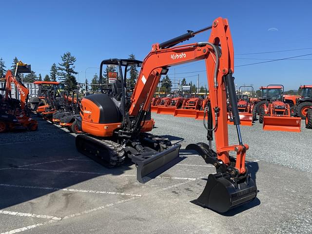 Image of Kubota KX040-4 equipment image 3