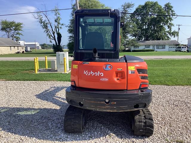 Image of Kubota KX040-4 equipment image 3