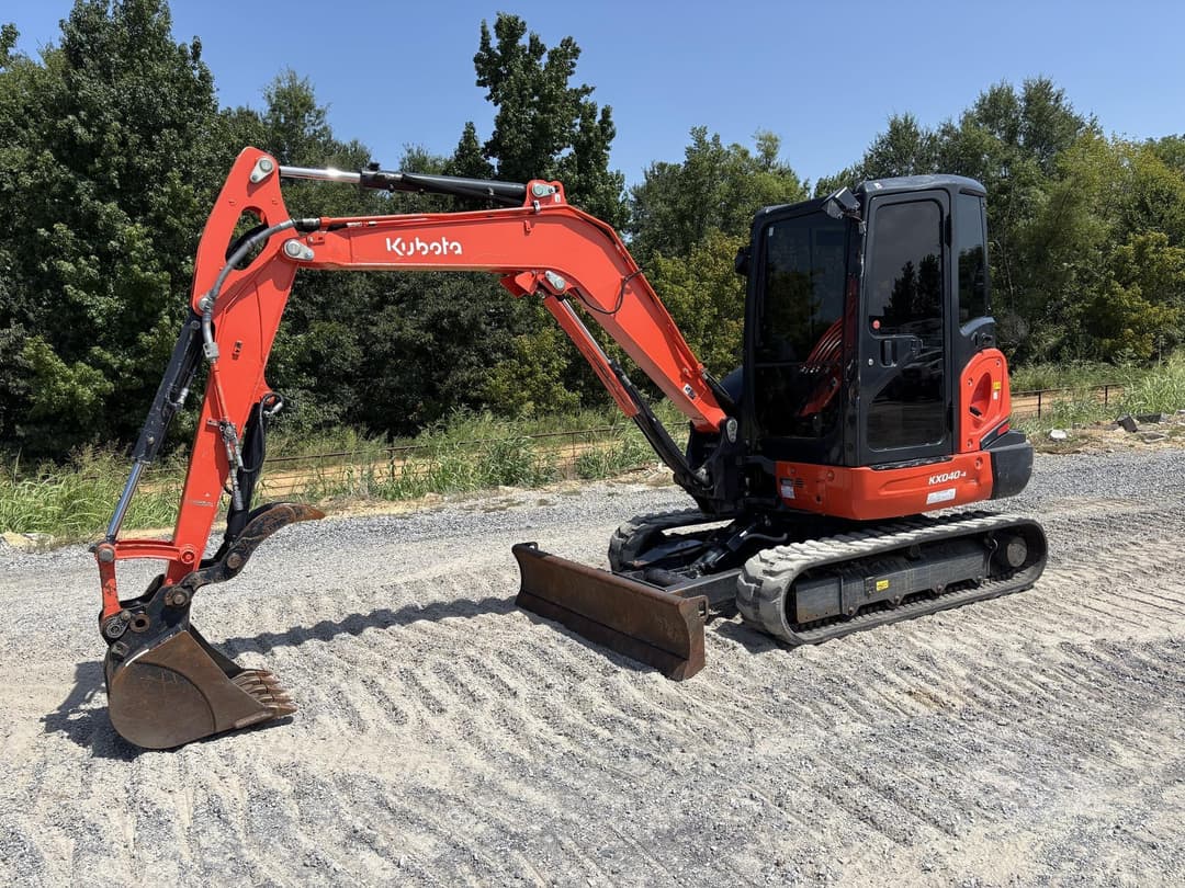 Image of Kubota KX040-4 Primary image