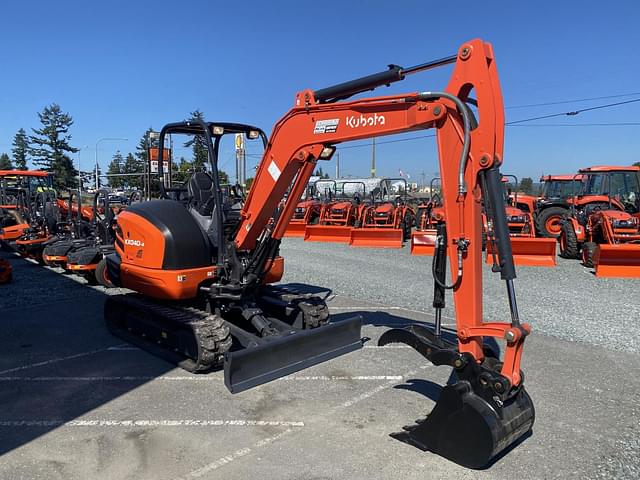 Image of Kubota KX040-4 equipment image 3