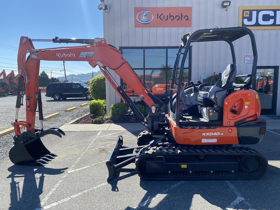 Image of Kubota KX040-4 Primary image