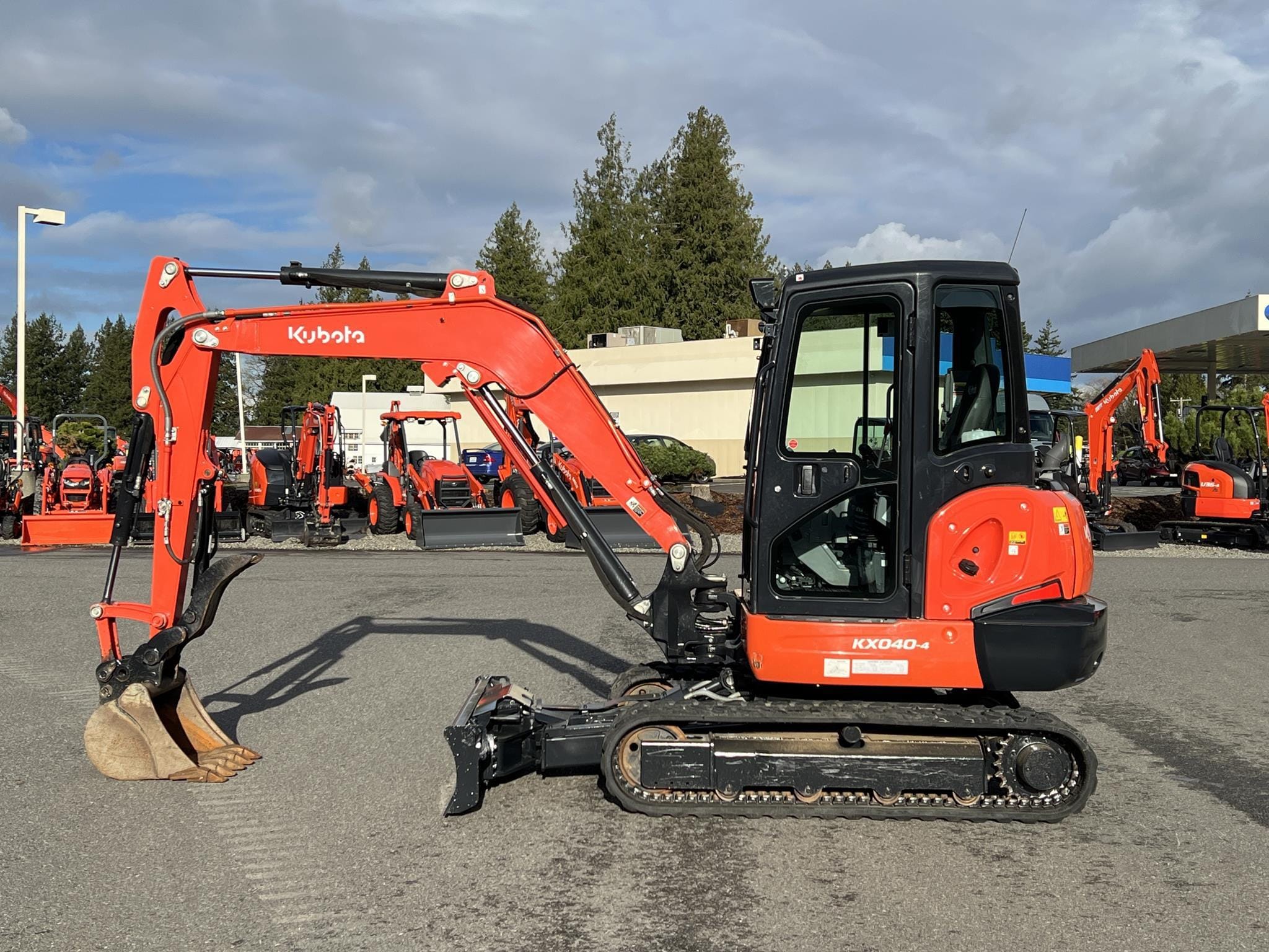 2023 Kubota KX040-4R3T Equipment Image0