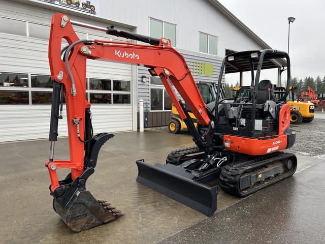 Image of Kubota KX040-4 equipment image 1
