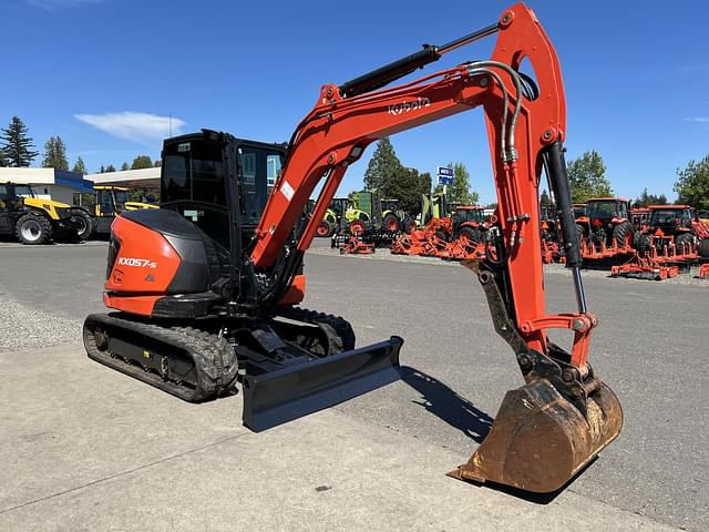 Image of Kubota KX057-5 equipment image 3