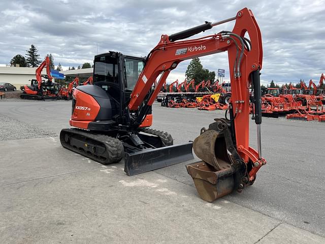Image of Kubota KX057-5 equipment image 3