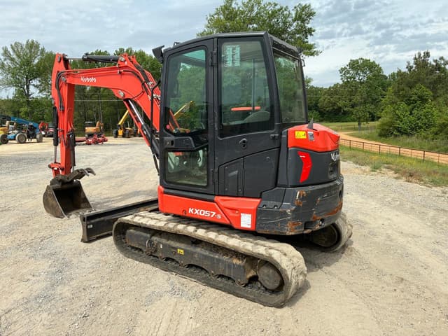 Image of Kubota KX057-5 equipment image 3