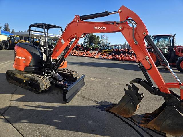 Image of Kubota KX057-5 equipment image 3